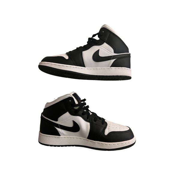 NWOT | Air Jordan 1 Black/White Hologram Sneakers - Picture 4 of 7